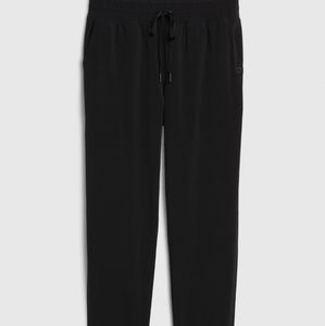 GapFit Recycled Runaround Joggers petite S